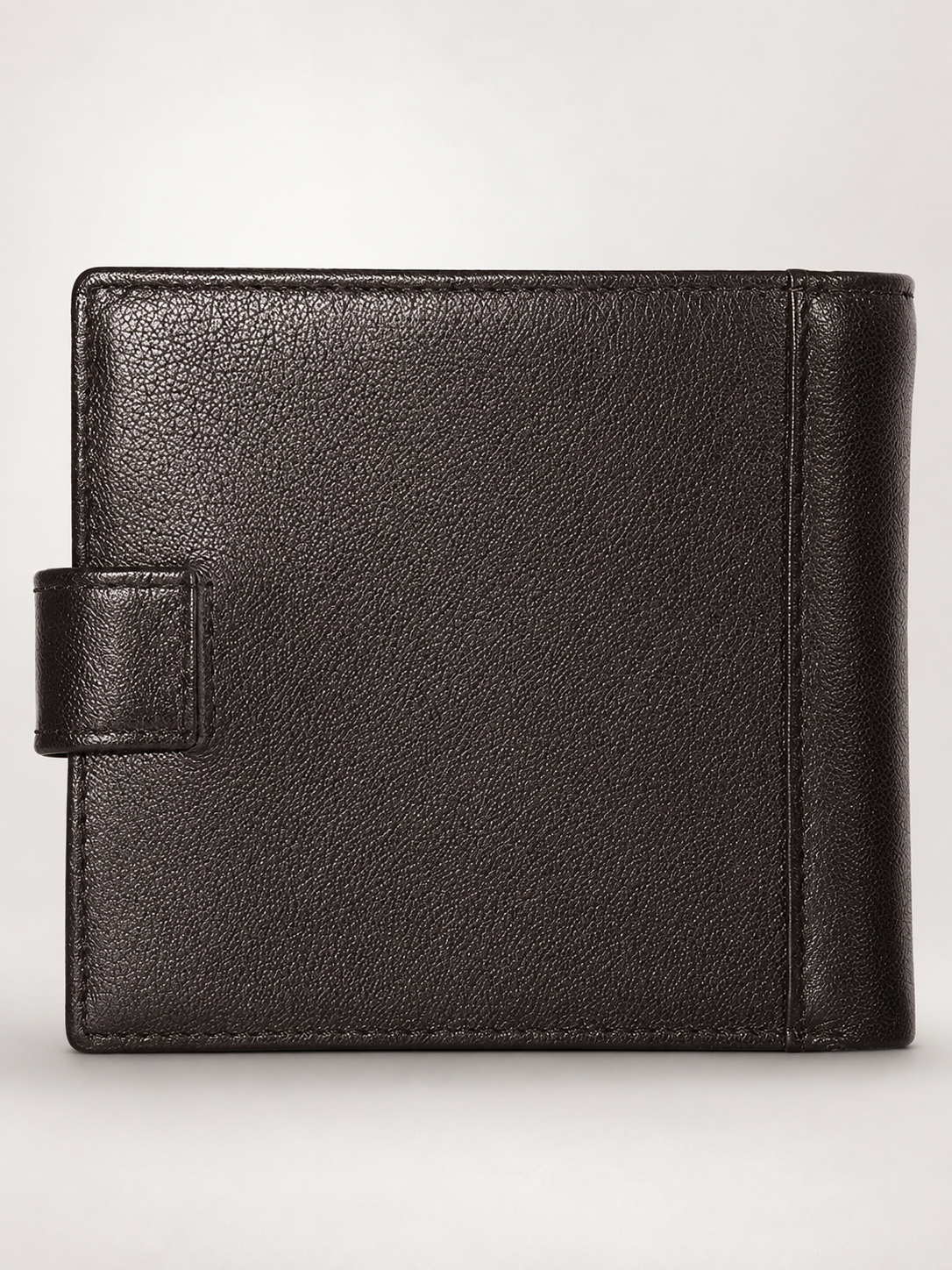 SAAVY MEN'S LEATHER BILLFOLD WALLET WITH TAB CLOSURE AND RFID- GRAIN FINISH
