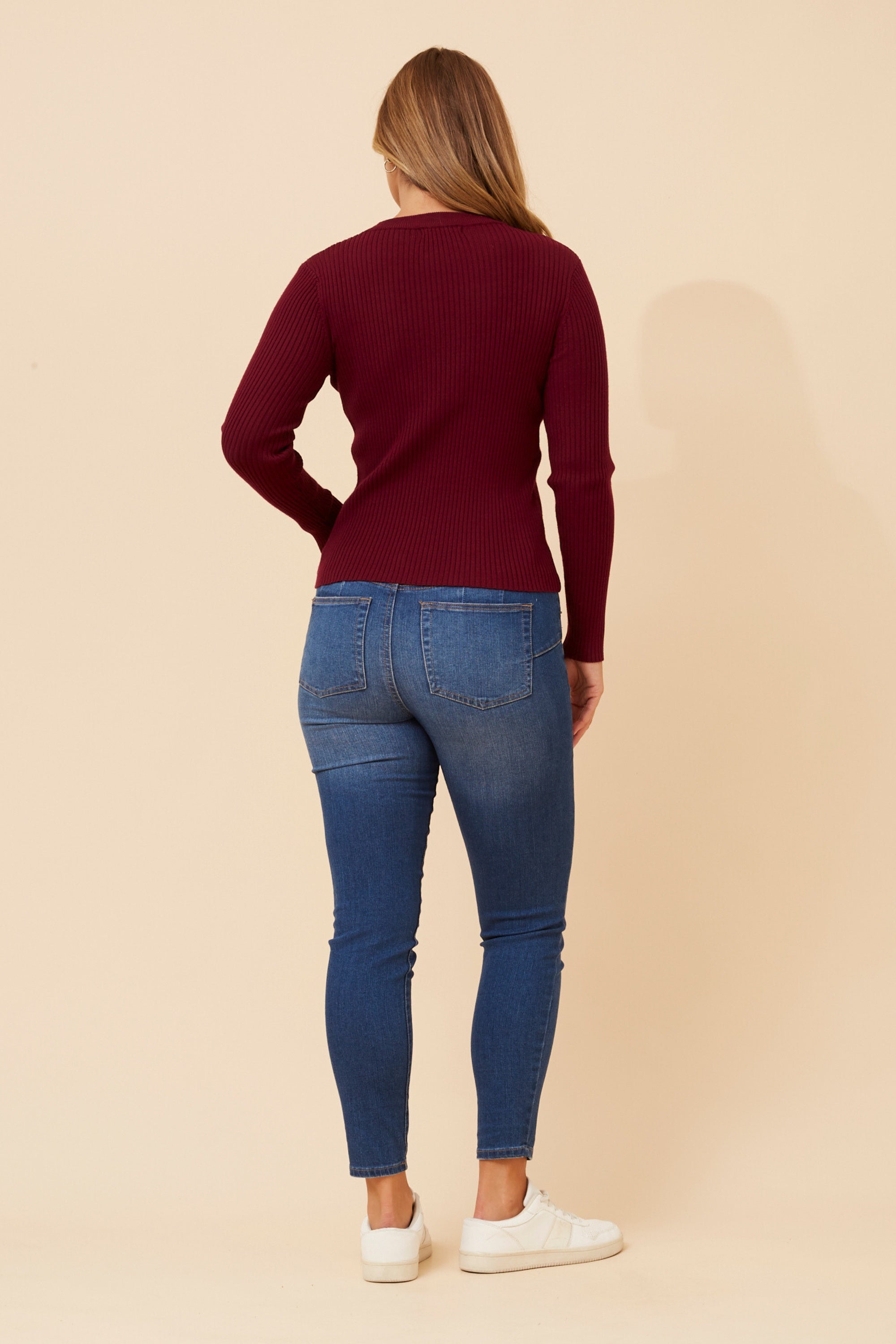 CARLETTA SOLID KNIT PULLOVER - Red Dahlia