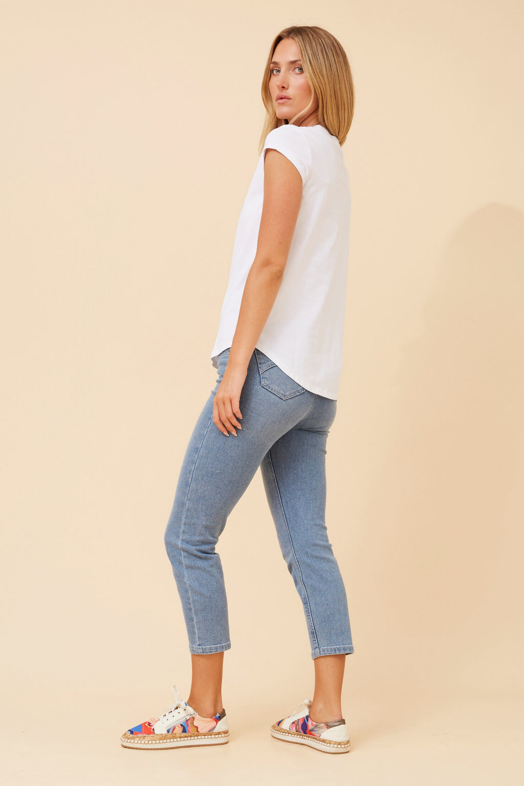 Paris Love EMBELLISHMENT T-SHIRT - White
