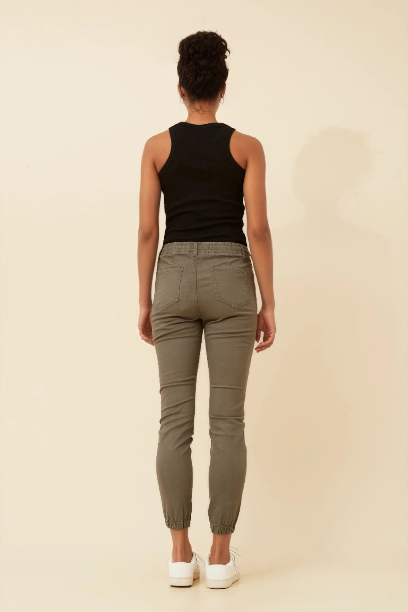 SANIA SOLID JOGGER PANTS - khaki